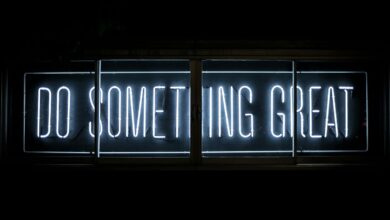 Do Something Great neon sign